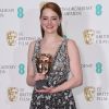 Emma Stone en press room lors des EE British Academy Film Awards au Royal Albert Hall, Londres, le 12 février 2017.