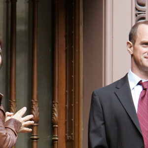 Mariska Hargitay et Chris Meloni sur le tournage de "New York Unité Spéciale", à New York, le 27 octobre 2008.
