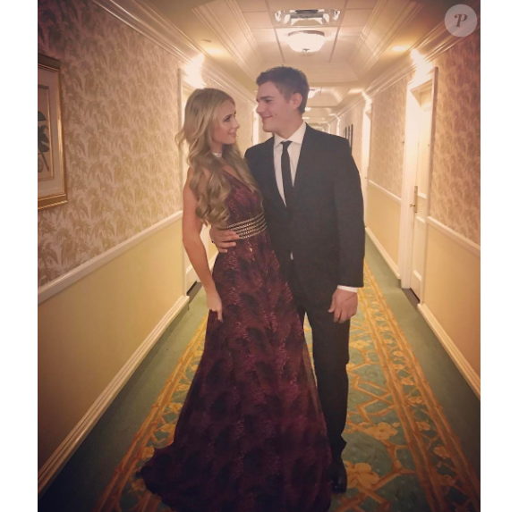 Paris Hilton et son amoureux Chris Zylka - Photo publiée sur Instagram le 19 février 2017