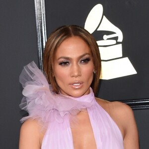 Jennifer Lopez à la cérémonie des 59èmes Grammy Awards au Staples Center à Los Angeles le 12 Février 2017.