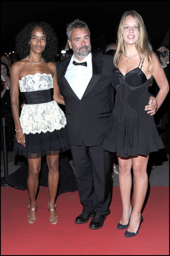 Virginie Silla; Luc Besson; Shana Besson à Cannes en 2011.