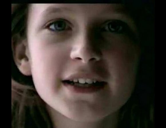 Emilie Delaunay dans la publicité Quézac.
