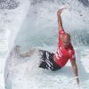 Kelly Slater lors du championnat du monde de surf à Hawaii, le 16 décembre 2015.