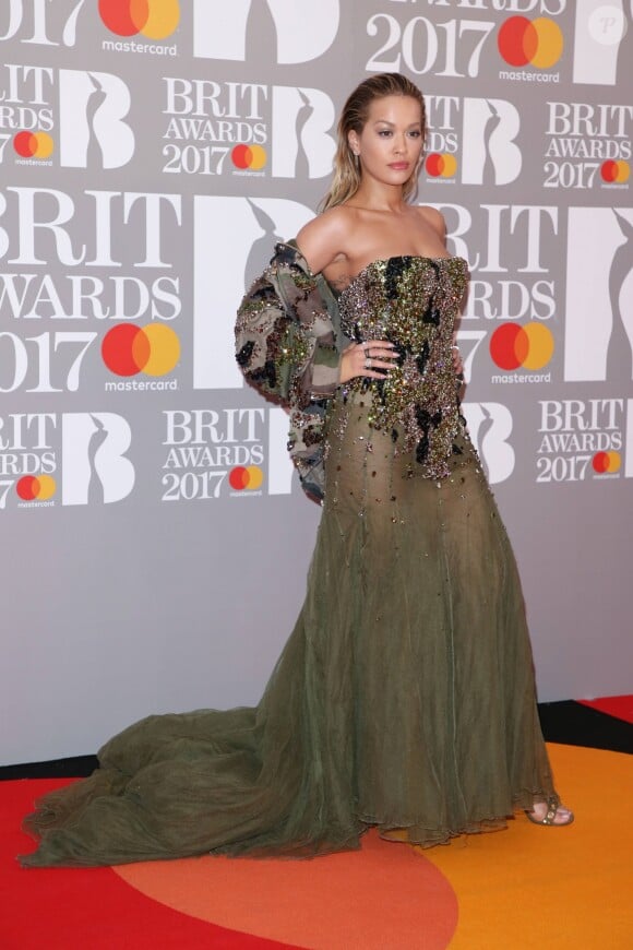 Rita Ora - Photocall des "Brit Awards 2017" à Londres. Le 22 février 2017