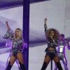 Le groupe Little Mix (Perrie Edwards, Jesy Nelson, Jade Thirlwall, Leigh-Anne Pinnock) sur scène lors de la soirée des Brit Awards 2017 à Londres, le 22 février 2017