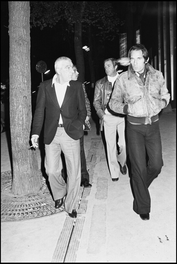 Jean-Paul Belmondo avec René Château et Charles Gérard à Paris en 1975
