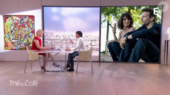 Florence Foresti invitée de "The ou café" sur France 2 le 25 février 2017.
