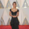 Alicia Vikander en robe Louis Vuitton - 89e cérémonie des Oscars au Dolby Theater à Los Angeles, le 26 février 2017.