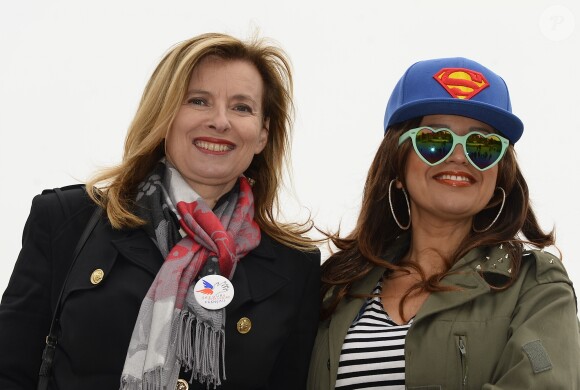 Valérie Trierweiler et Laam - Lancement de la campagne "Vacances d'été 2015" du Secours Populaire à Disneyland Paris. Le 16 mai 2015.