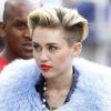 Exclusif - Miley Cyrus a la sortie d'un studio photo a Londres, le 11 septembre 2013.