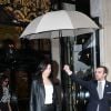 Bella Hadid quitte l'hôtel Four Seasons George V à Paris le 4 mars 2017.