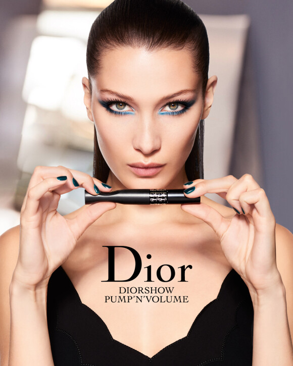 Bella Hadid pose pour la nouvelle campagne publicitaire Dior Makeup. New York, le 2 mars 2017.