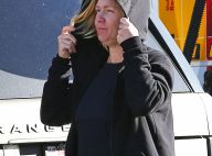 Jennie Garth a bien changé : Enceinte ou gros laisser-aller ? Sa réponse