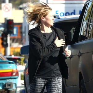 Jennie Garth dans les rues de Studio City, le 24 février 2017