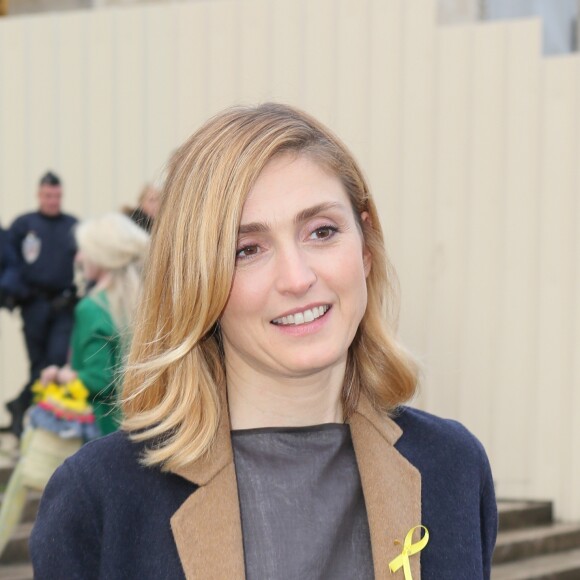 Julie Gayet - Défilé Hermès, collection automne-hiver 2017, au Palais de Chaillot. Paris, le 6 mars 2017. © CVS / Veeren / Bestimage