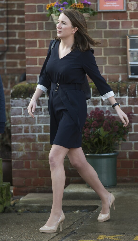 Rebecca Deacon, secrétaire particulière de Kate Middleton, lors d'une visite dans un hôpital pour enfants de l'EACH dans le Norfolk le 24 janvier 2017. Rebecca a annoncé sa démission et quittera le service de la duchesse de Cambridge et de la famille royale à l'été 2017.