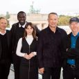 Dan Brown, Omar Sy, Felicity Jones, Tom Hanks, Ron Howard - Photocall du film "Inferno" à Berlin en Allemagne le 10 octobre 2016