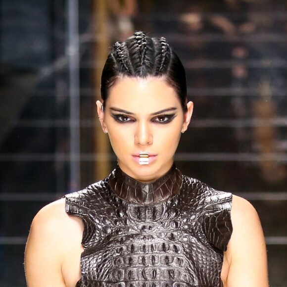 Kendall Jenner - Mannequin au défilé de mode "Balmain", collection prêt-à-porter Automne-Hiver 2017-2018 à Paris, le 2 Mars 2017.