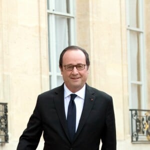 Le prince William, duc de Cambridge, et Kate Middleton, duchesse de Cambridge, ont été reçus au palais de l'Elysée le temps d'un entretien de courtoisie par le président François Hollande le 17 mars 2017 à Paris à l'entame de leur visite officielle de deux jours. © Cyril Moreau / Bestimage