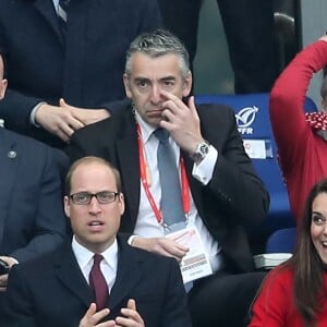 Le prince William et Kate Middleton assistent au match de Rugby France / Pays de Galles au Stade de France le 18 mars 2017.