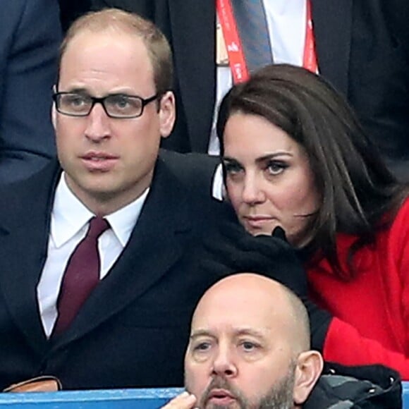 Le prince William et Kate Middleton assistent au match de Rugby France / Pays de Galles au Stade de France le 18 mars 2017.