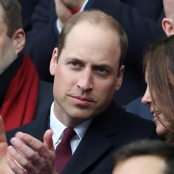 Le prince William et Kate Middleton assistent au match de Rugby France / Pays de Galles au Stade de France le 18 mars 2017.