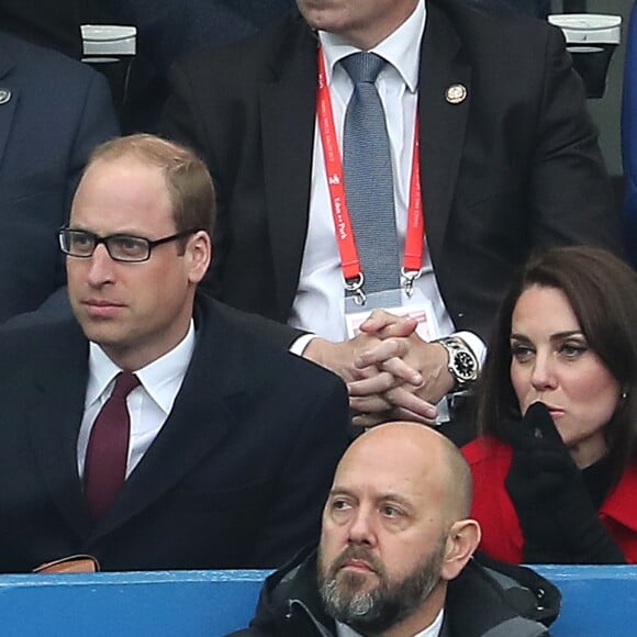 Le prince William et Kate Middleton assistent au match de Rugby France / Pays de Galles au Stade de France le 18 mars 2017.