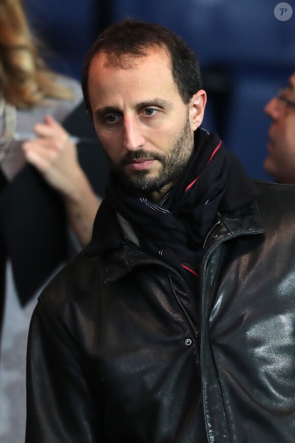Arié Elmaleh - People assiste au match de Ligue 1 entre le Psg et Lyon à Paris le 19 mars 2017. Le Psg à remporté le match sur le score de 2-1. © Cyril Moreau/Bestimage