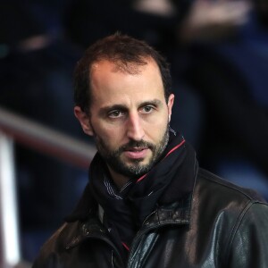 Arié Elmaleh - People assiste au match de Ligue 1 entre le Psg et Lyon à Paris le 19 mars 2017. Le Psg à remporté le match sur le score de 2-1. © Cyril Moreau/Bestimage