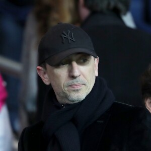 Gad Elmaleh - People assiste au match de Ligue 1 entre le Psg et Lyon à Paris le 19 mars 2017. Le Psg à remporté le match sur le score de 2-1. © Cyril Moreau/Bestimage