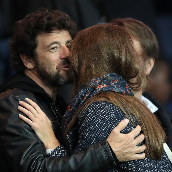 Patrick Bruel et Ophélie Meunier - People assiste au match de Ligue 1 entre le Psg et Lyon à Paris le 19 mars 2017. Le Psg à remporté le match sur le score de 2-1. © Cyril Moreau/Bestimage