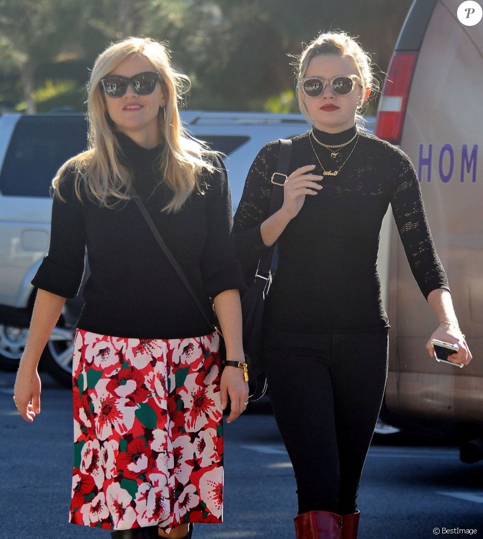 Exclusif - Reese Witherspoon et sa fille Ava Phillippe font du shopping