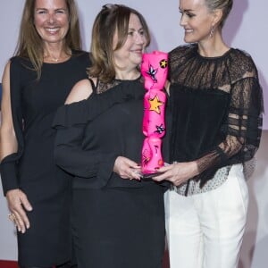 Exclusif - Laurence Jenkell (plasticienne contemporaine française, créatrice de la sculpture "Bonbon"), Muriel Hattab (Femme de Cœur du Prix Clarins 2016) et Laeticia Hallyday ("Femme de Coeur 2017" par Clarins pour son engagement humanitaire) - Le Prix Clarins pour l'enfance fête ses 20 ans et récompense sa nouvelle femme de coeur L.Hallyday pour son association La Bonne Étoile à l'hôtel Salomon de Rothschild à Paris, France, le 14 mars 2017. © Borde-Jacovides/Bestimage