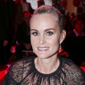 Exclusif - Laeticia Hallyday ("Femme de Coeur 2017" par Clarins pour son engagement humanitaire) - Le Prix Clarins pour l'enfance fête ses 20 ans et récompense sa nouvelle femme de coeur L.Hallyday pour son association La Bonne Étoile à l'hôtel Salomon de Rothschild à Paris, France, le 14 mars 2017. © Borde-Jacovides/Bestimage