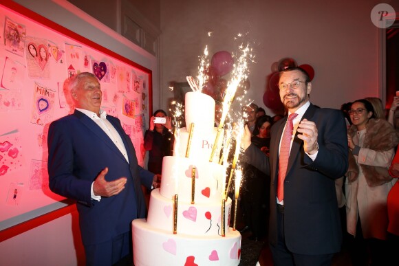 Exclusif - Christian Courtin-Clarins (président du conseil de surveillance de Clarins) et Dr Olivier Courtin-Clarins (président du directoire de Clarins) - Le Prix Clarins pour l'enfance fête ses 20 ans et récompense sa nouvelle femme de coeur L.Hallyday pour son association La Bonne Étoile à l'hôtel Salomon de Rothschild à Paris, France, le 14 mars 2017. © Borde-Jacovides/Bestimage