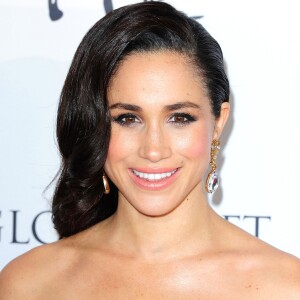 Meghan Markle - Soirée de gala "Global Gift" à Londres le 19 novembre 2013.