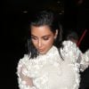 Kim Kardashian arrive au restaurant Mr Chow à Los Angeles le 2 avril 2017.