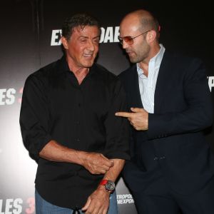 Sylvester Stallone, Jason Statham - L'équipe du film "Expendables 3" lors d'un photocall à l'hôtel George V à Paris , le 7 août 2014.