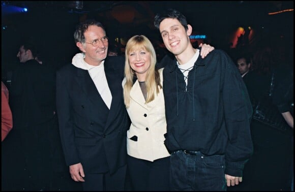 Eric Charden, Stone et leur fils Baptiste à Paris le 10 mars 1997.