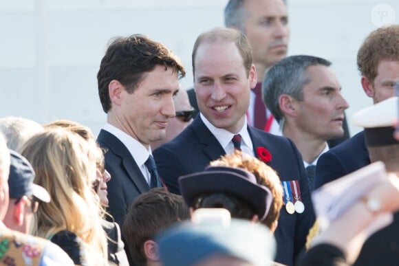 Le premier ministre canadien Justin Trudeau et le duc de Cambridge, prince William lors des commémorations des 100 ans de la bataille de Vimy, (100 ans jour pour jour, le 9 avril 1917) dans laquelle de nombreux Canadiens ont trouvé la mort lors de la Première Guerre mondiale, au Mémorial national du Canada, à Vimy, France, le 9 avril 2017.