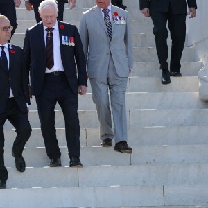 Le président François Hollande, Le prince de Galles, le prince Charles, Le duc de Cambridge, le prince William, le prince Harry, David Johnston, Le premier ministre canadien Justin Trudeau lors des commémorations des 100 ans de la bataille de Vimy, (100 ans jour pour jour, le 9 avril 1917) dans laquelle de nombreux Canadiens ont trouvé la mort lors de la Première Guerre mondiale, au Mémorial national du Canada, à Vimy, France, le 9 avril 2017.