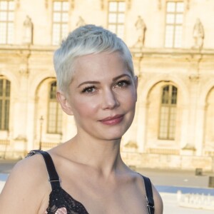 Michelle Williams - Photocall - Cocktail du dîner de présentation de la nouvelle collection Vuitton "Masters, Les Grands Maîtres" en collaboration avec Jeff Koons au Louvre à Paris, le 11 avril 2017. © Olivier Borde/Bestimage