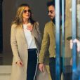 Jennifer Aniston et Justin Theroux se sont rendus au magasin Chanel avant de déjeuner au Ritz à Paris, le 12 avril 2017.