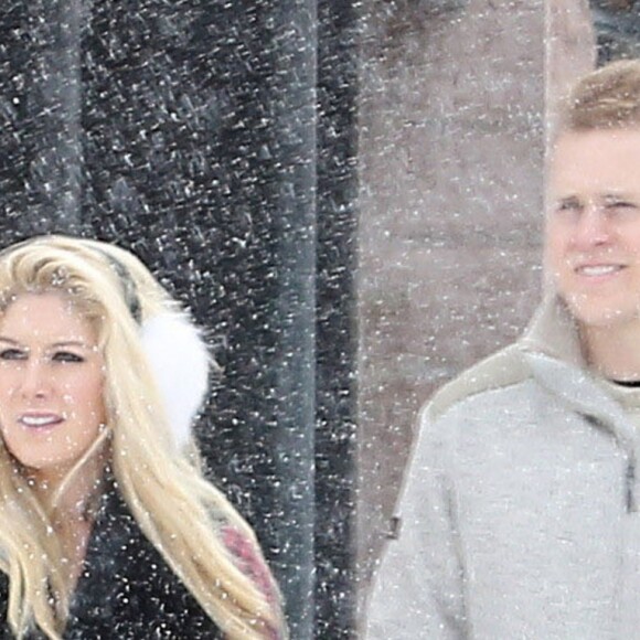 Heidi Montag et son mari Spencer Pratt se promènent à Aspen, le 28 décembre 2014.