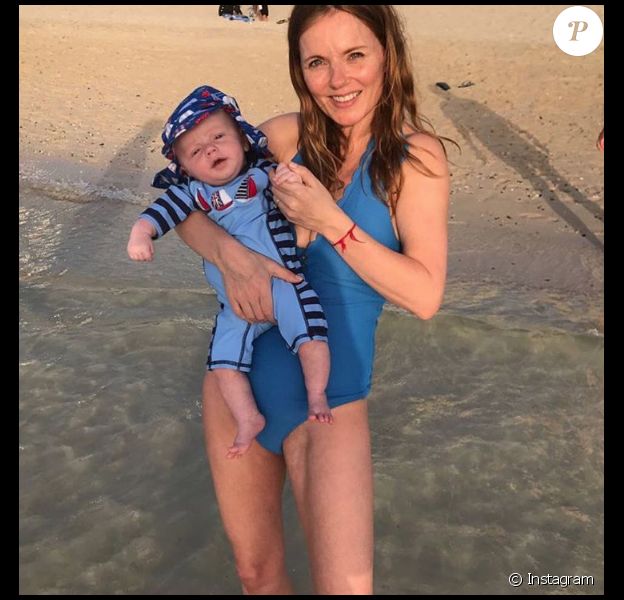 Geri Halliwell pose avec son fils âgé de trois mois. Avril 2017.