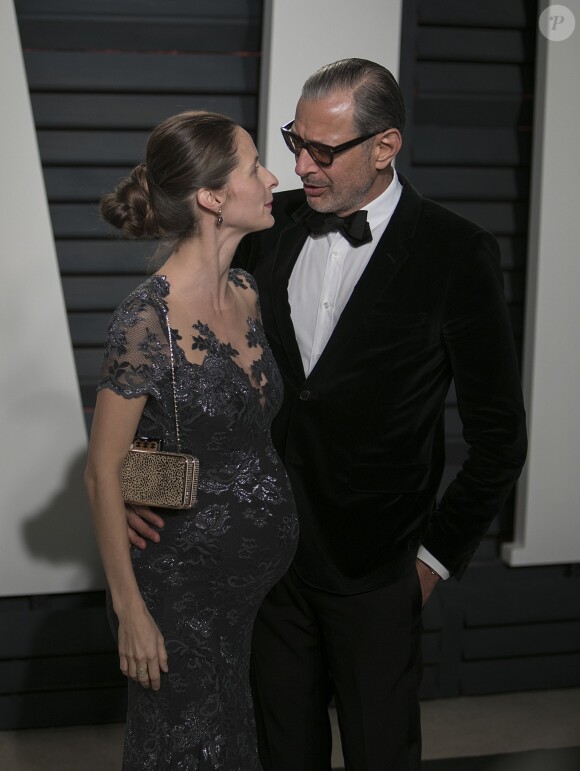 Jeff Goldblum et sa femme Emilie Livingston enceinte - Vanity Fair Oscar viewing party 2017 au Wallis Annenberg Center for the Performing Arts à Berverly Hills, le 26 février 2017