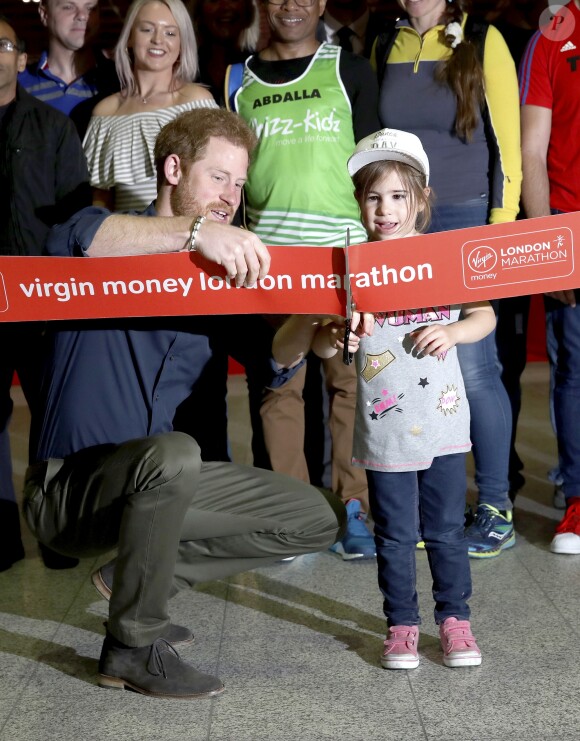 Le Prince Harry ouvre le "Virgin Money London Marathon Expo" au centre sportif ExCel à Londres, Royaume Uni, le 19 avril 2017.
