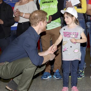 Le Prince Harry ouvre le "Virgin Money London Marathon Expo" au centre sportif ExCel à Londres, Royaume Uni, le 19 avril 2017.