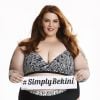 Tess Holiday, le mannequin plus size, pose en bikini pour la marque spécialisée en grandes tailles Simply Be à New York le 4 juin 2015.