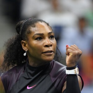 Serena Williams accède à la demi-finale de l'US Open en battant Simona Halep à New York le 7 septembre 2016.
